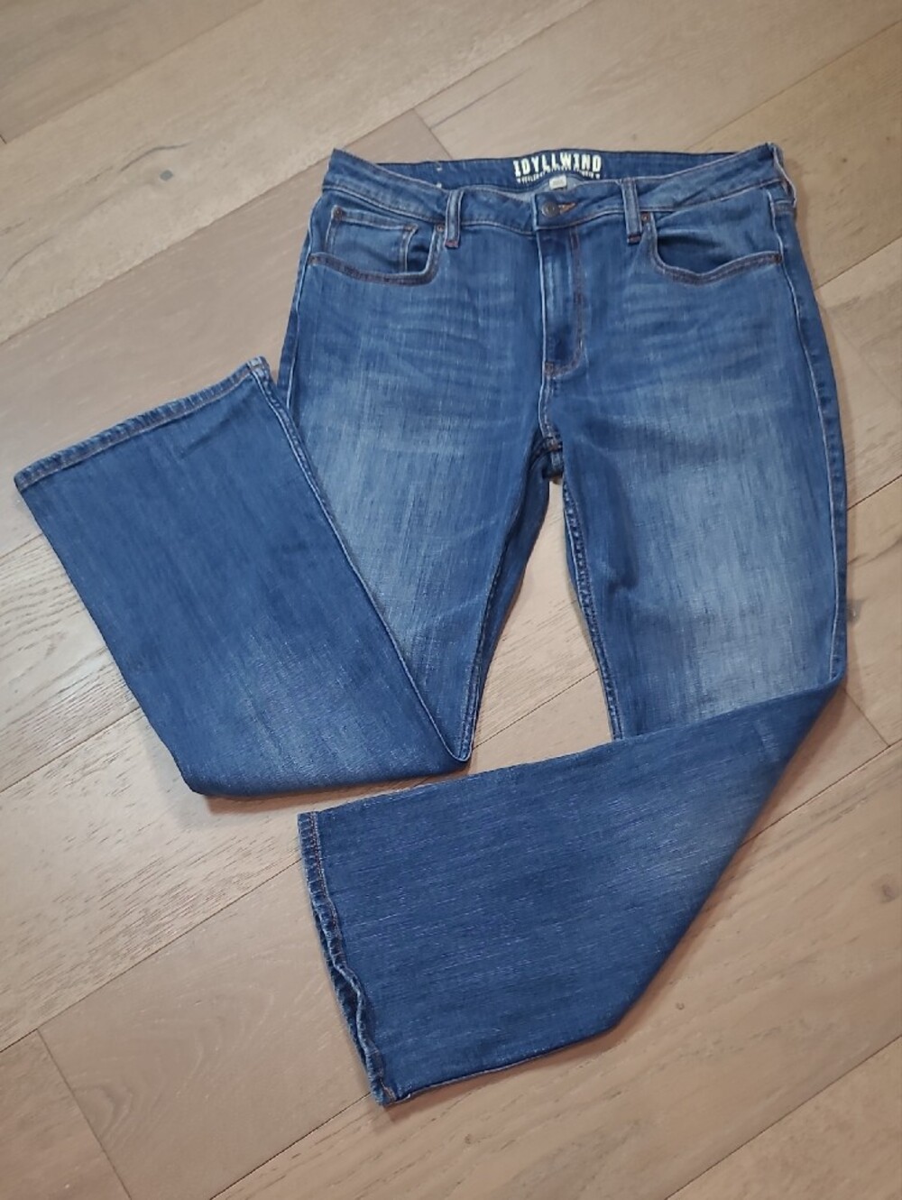 Idyllwind by Miranda Lambert Jeans Women's sz 14/30* Mid Rise Flare Leg Denim